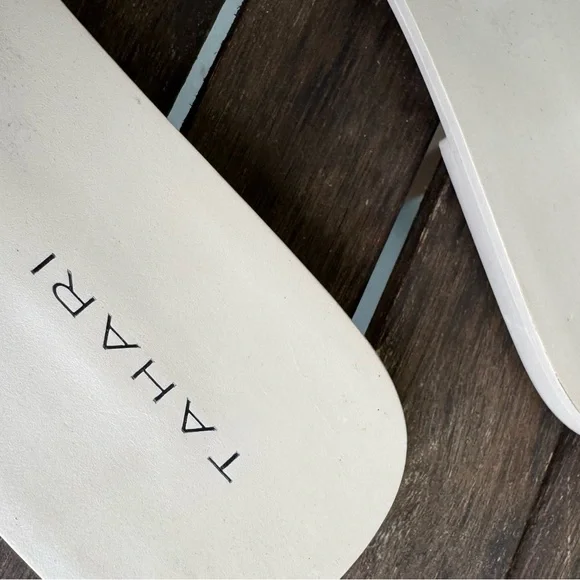 Tahari White Woven Leather Sandals Elegant Slip-On - Picture 4 of 7